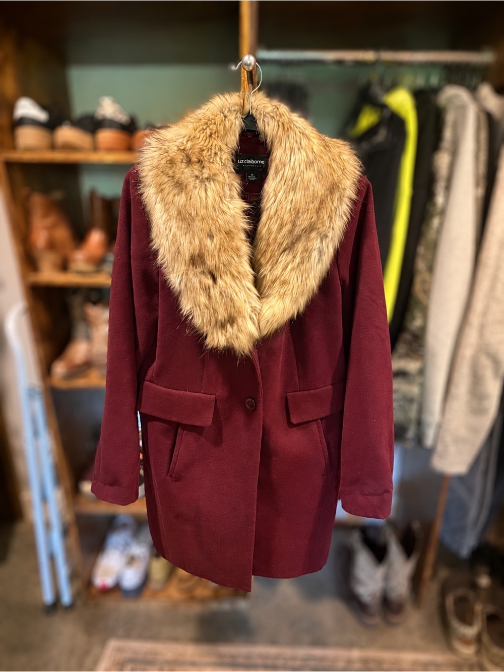 Liz Claiborne Burgundy Coat with Faux-Fur Tan Collar